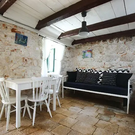 Apartment Sound System Vinišće
